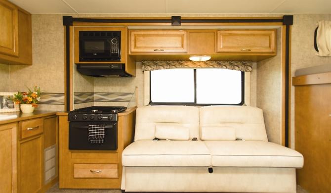 apus_eclipse-camper-internal-photo-3.jpg