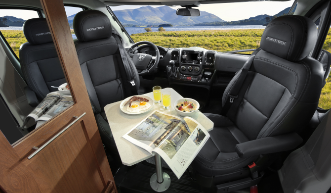 Star RV US Saturn Interieur