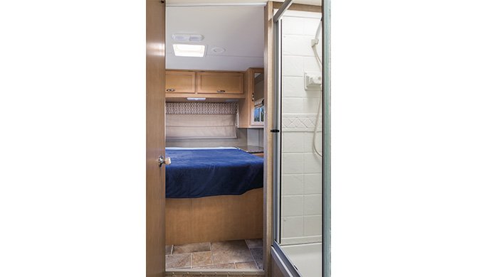Het interieur van de Mighty M28 camper