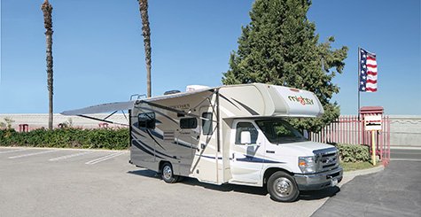 Huur de Mighty M22 camper en ga op reis door Amerika