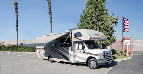 Ga op camperreis door Amerika in de Mighty M28 camper