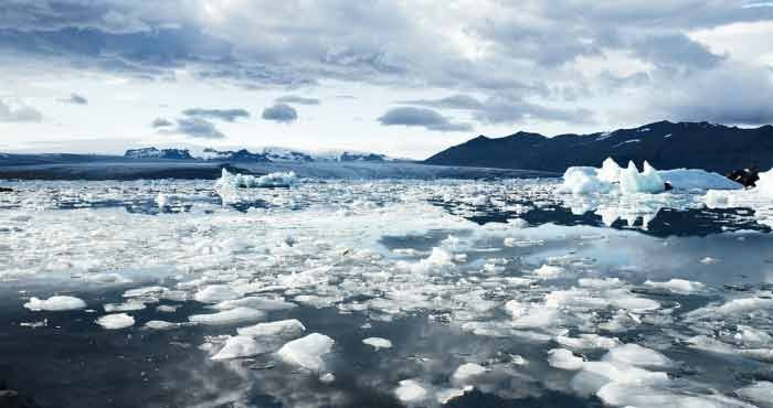 Bezoek het Jökulsárlón gletsjermeer tijdens een camperreis door IJsland met Victoria CamperHolidays