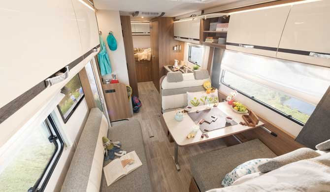 De ruime McRent Premium Plus camper