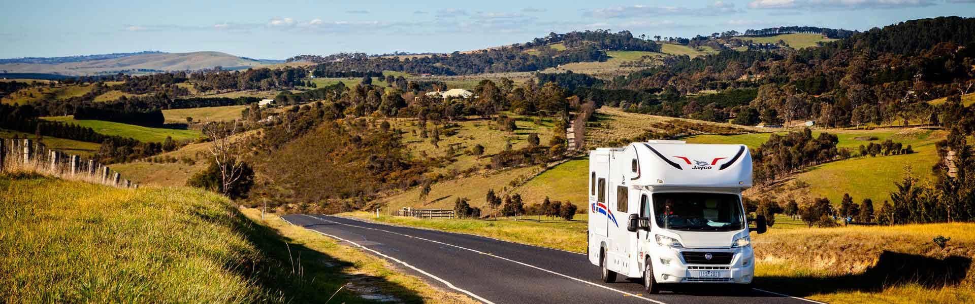 Geniet van een campervakantie door Australië in een van de campers van Lets Go Motorhomes