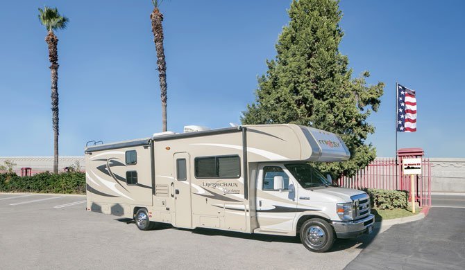 Huur de Mighty MS31 camper en ga op reis door Amerika