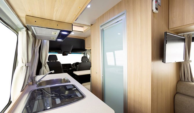 Het interieur van de Star RV Aquila camper