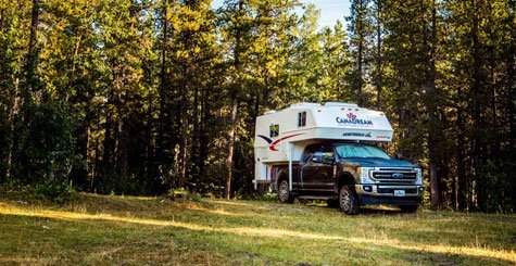 Ga op camperreis in de Truck camper van CanaDream