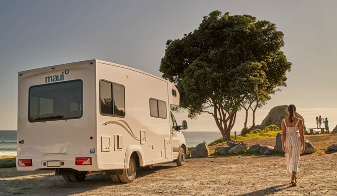 Ga op camperreis door Australië in de Maui Beach camper