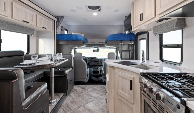 Het interieur van de CanaDream MHB camper