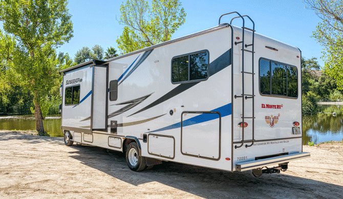 Ga op camperreis door Amerika in de El Monte FS31 camper