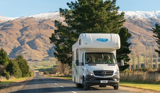 Op camperreis door Nieuw-Zeeland in de Cheapa Campa 6 Berth 