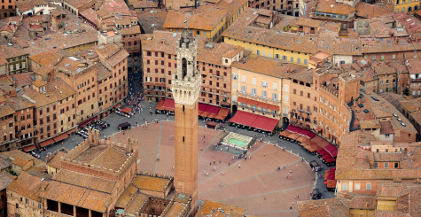 Bezoek Siena tijdens een camperreis door Toscane vanuit Milaan.