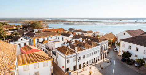 Ga op camperreis door de Algarve vanuit Faro