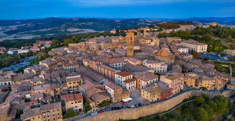 Bezoek Volterra tijdens een camperreis door Toscane vanuit Milaan
