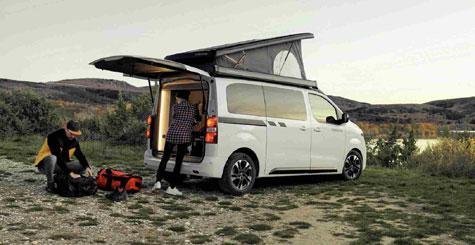 Ga op camperreis door Europa in de Explorer Ultimate camper van CROSSRENT