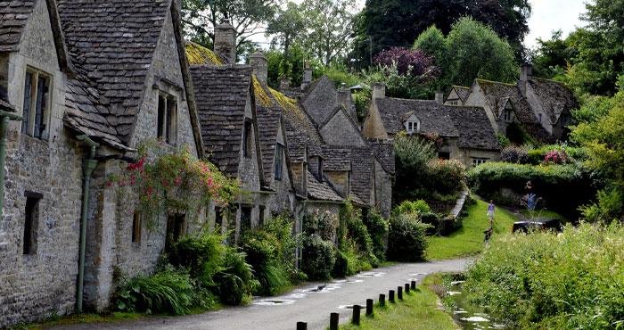 Bezoek de Cotswolds tijdens een camperreis door Engeland met Victoria CamperHolidays