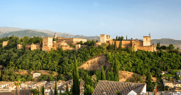 Ontdek het Alhambra in Granada tijdens een camperreis door Andalusië