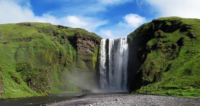 Ontdek de vele watervallen van IJsland tijdens een camperreis met Victoria CamperHolidays