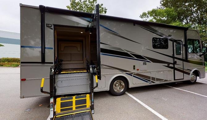 Fraserway A30 rolstoeltoegankelijke camper