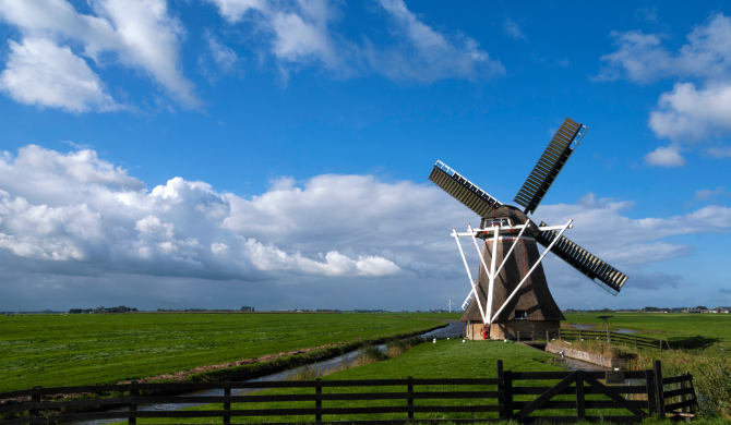 Uitzicht tijdens een camperreis door Friesland