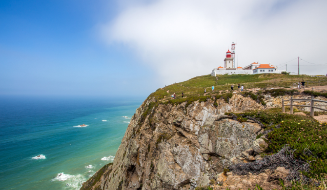 Bezoek Cabo do Roca tijdens je campervakantie door Portugal met Victoria CamperHolidays.