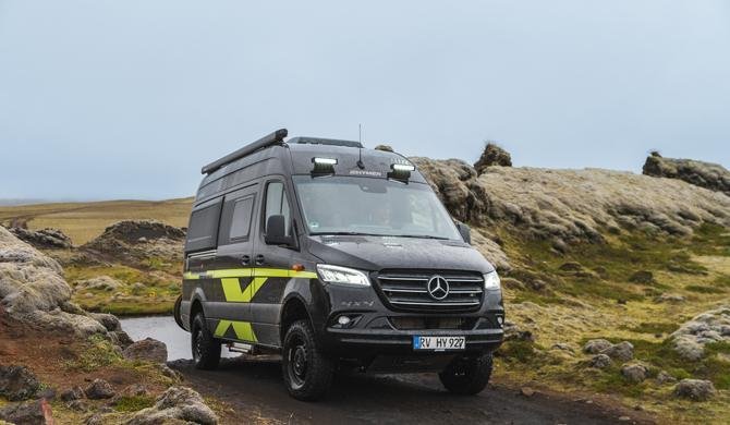 Ga op camperreis door Europa in de Rent Easy City Adventure 4x4 camper