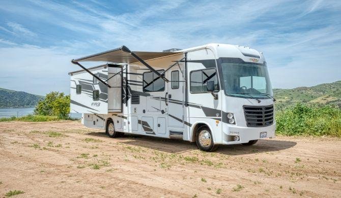 Op camperreis door Amerika in de Mighty A-Class Family Sleeper