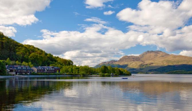 Ontdek Loch Lomond tijdens je camperreis door Schotland