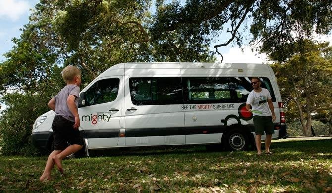 Ga op camperreis door Australië in de Mighty Deuce camper