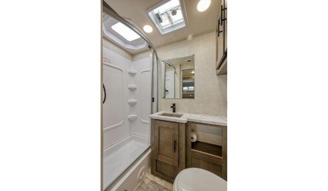 Het interieur in de A-Class Family Sleeper