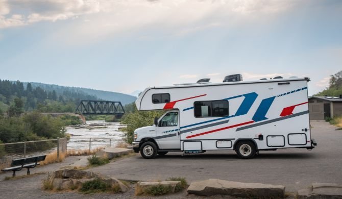 Ga op camperreis door Canada in de CanaDream MHC camper.